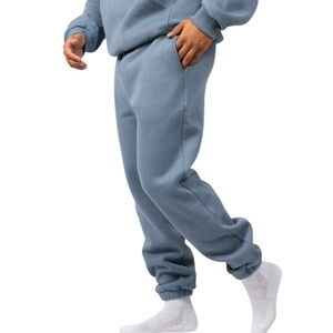 NWT COMFRT Travel Essentials Sky Sweatpants Joggers Size Extra Small